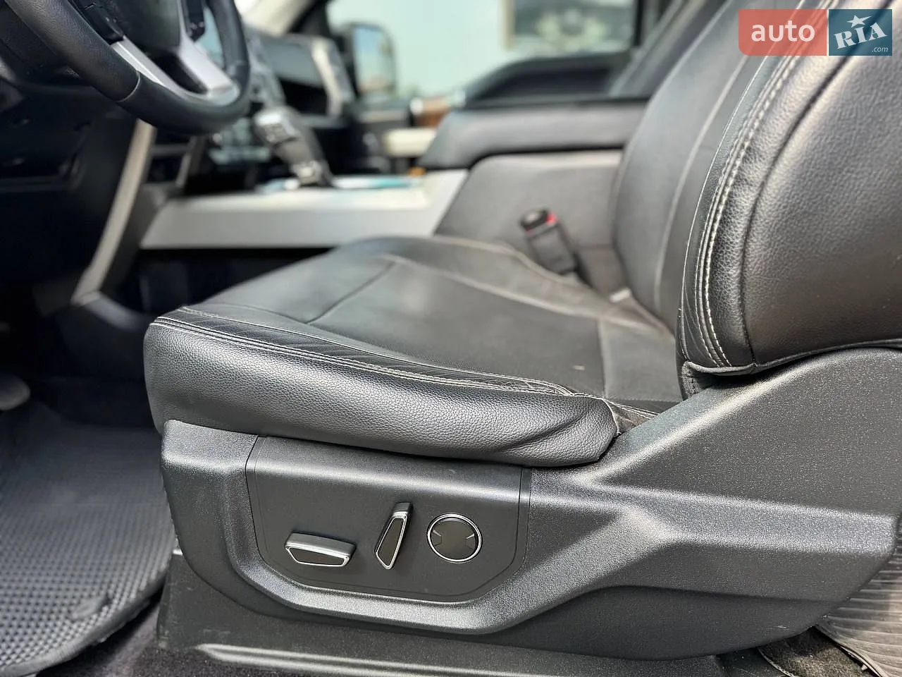 2015 Ford F-150 - мініатюра 13
