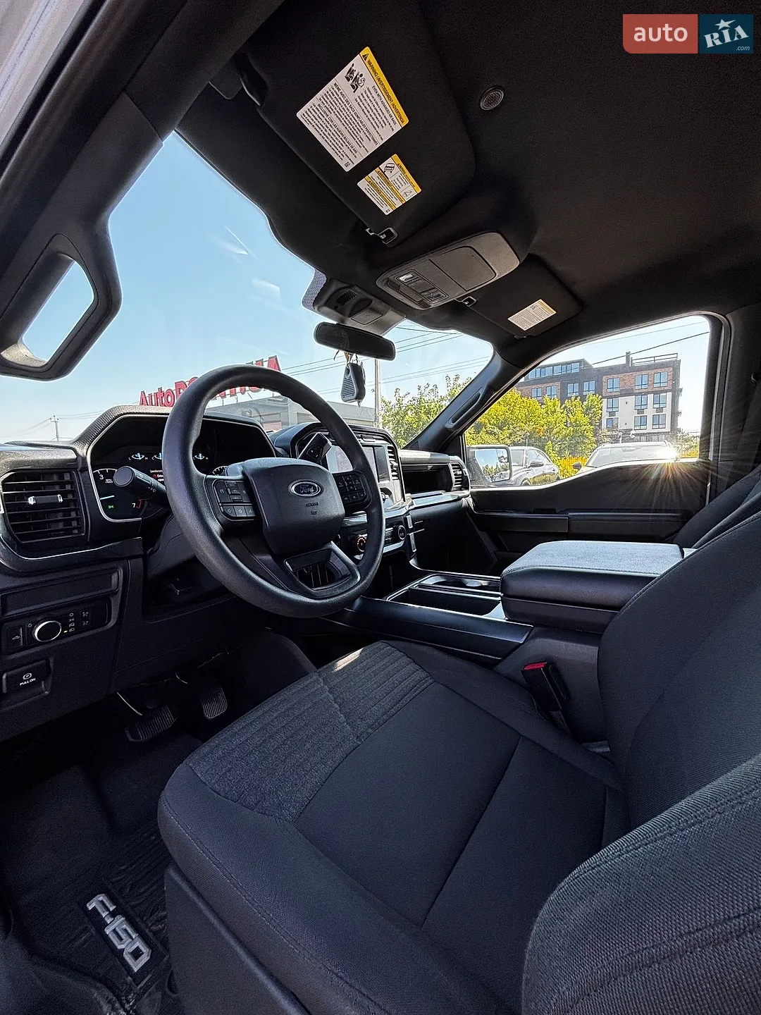 2022 Ford F-150 - мініатюра 21