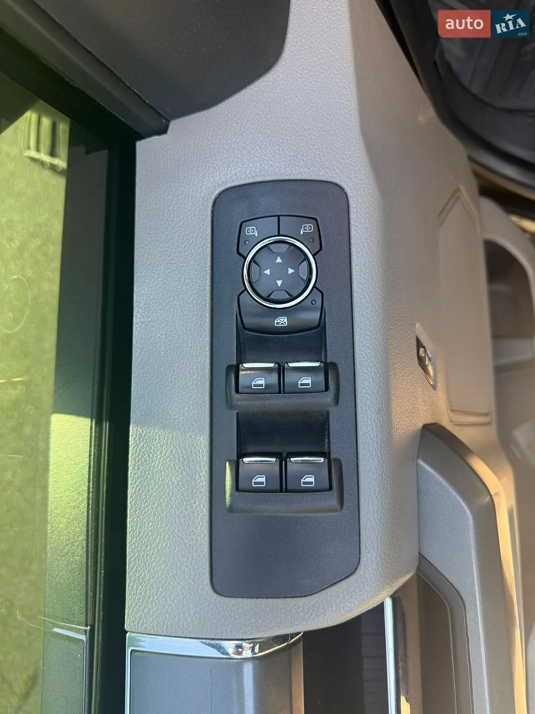 2017 Ford F-150 - мініатюра 8