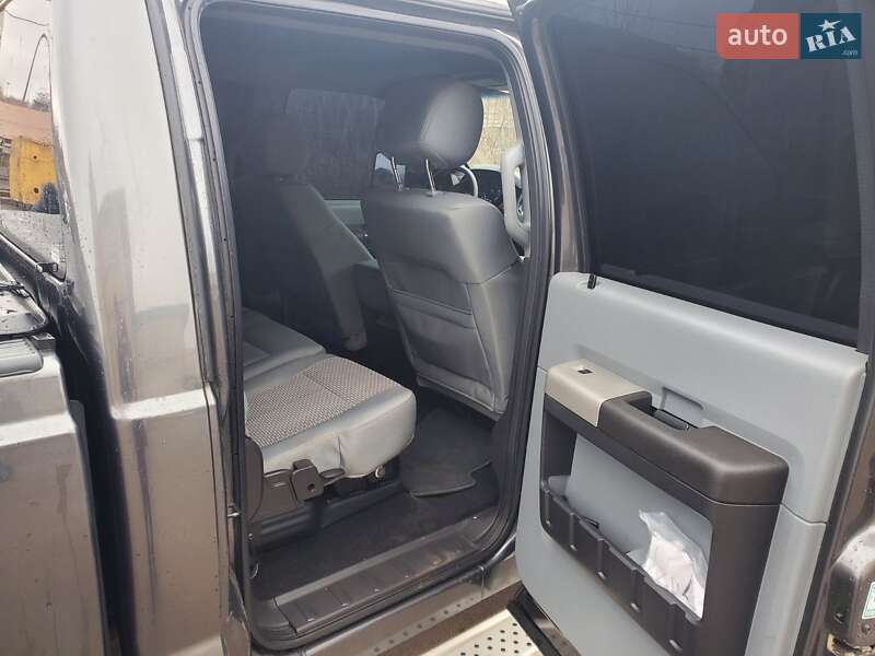 Пикап Ford F-250 2016 в Кривом Роге