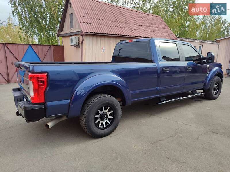 Пикап Ford F-250 2017 в Киеве
