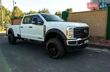 Пікап Ford F-250 2023 в 