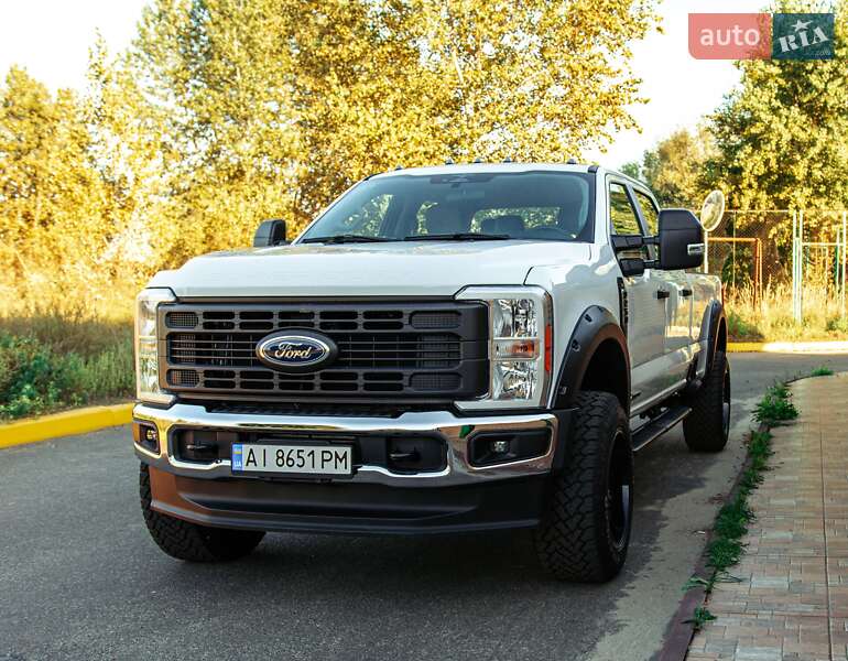 Пікап Ford F-250 2023 в Вишгороді