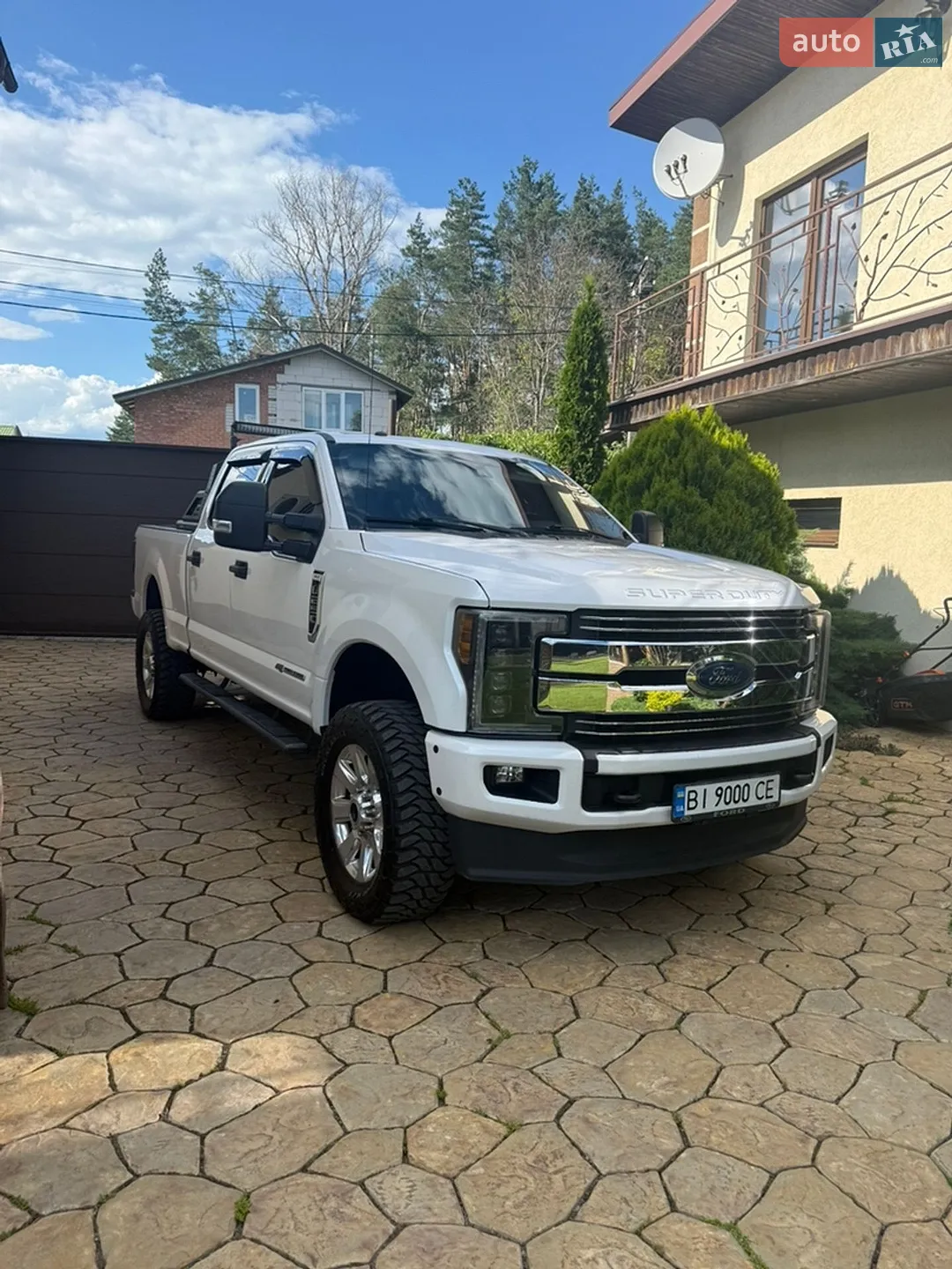 2019 Ford F250 - фото 1
