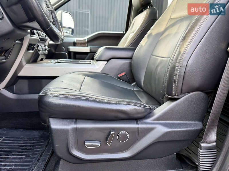 Пикап Ford F-350 2017 в Киеве