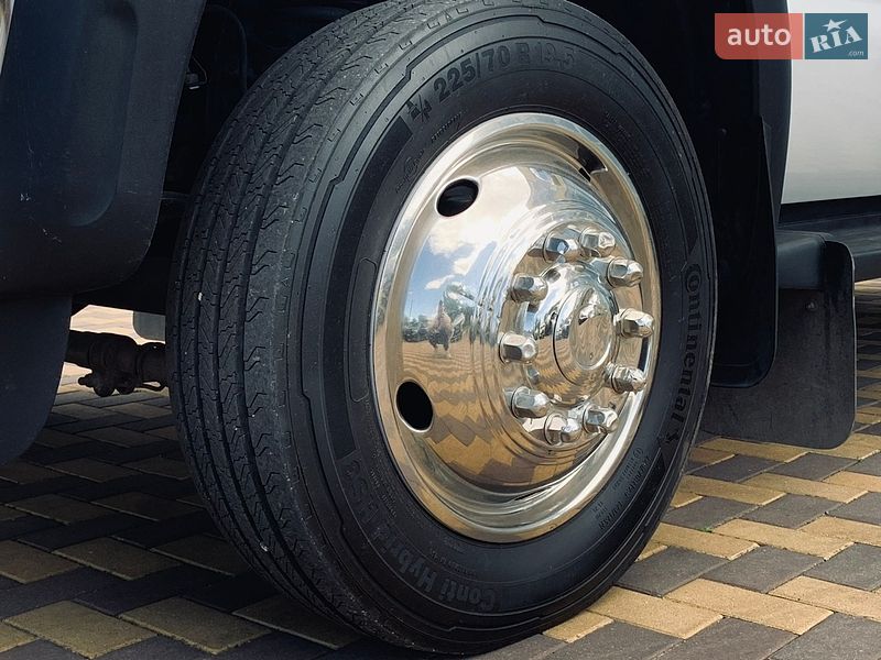 Эвакуатор Ford F-450 2014 в Николаеве