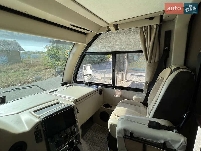 Дом на колесах Ford F-530 2017 в Одессе