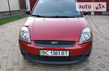 Хэтчбек Ford Fiesta 2008 в Львове