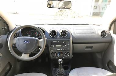 Хетчбек Ford Fiesta 2002 в Василькові