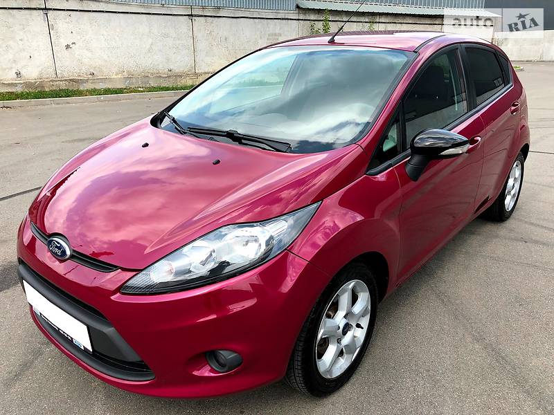 Ford Fiesta 2011 року
