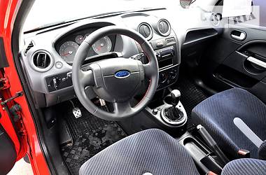 Хетчбек Ford Fiesta 2007 в 