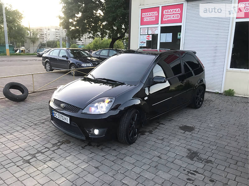 Купе Ford Fiesta 2007 в Львові