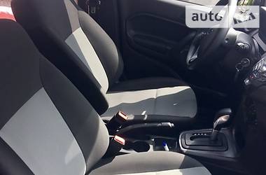 Седан Ford Fiesta 2016 в 