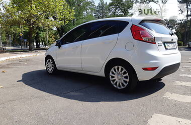 Хэтчбек Ford Fiesta 2015 в Николаеве