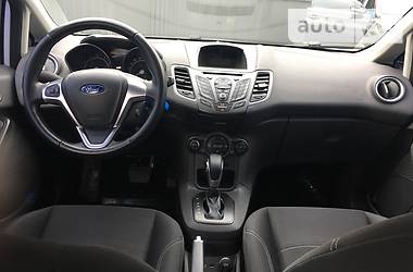 Хэтчбек Ford Fiesta 2015 в Каменец-Подольском