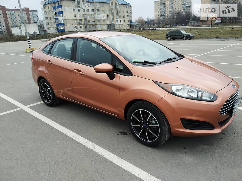 Седан Ford Fiesta 2017 в Каменец-Подольском
