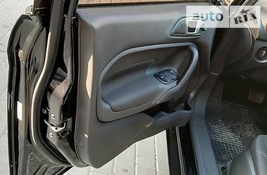 Хетчбек Ford Fiesta 2016 в 
