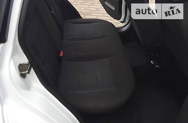 Хэтчбек Ford Fiesta 2007 в 