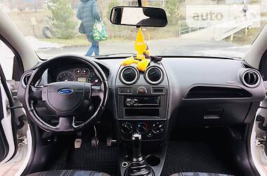 Хэтчбек Ford Fiesta 2007 в 