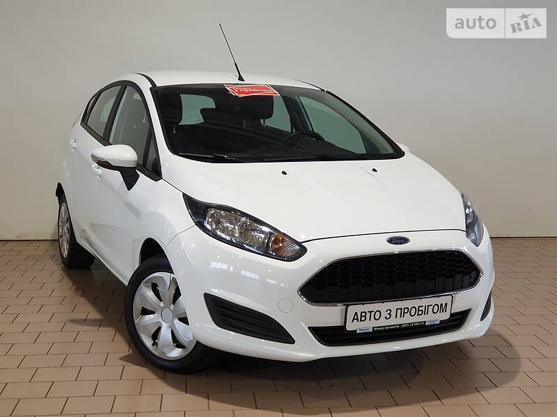 Хетчбек Ford Fiesta 2017 в Києві