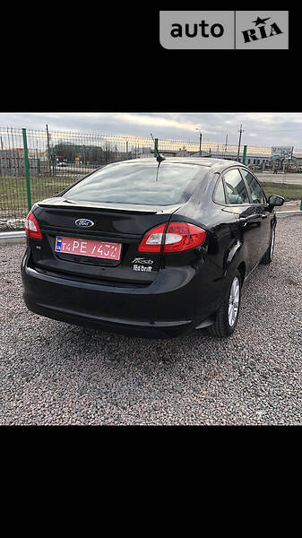 Седан Ford Fiesta 2013 в Луцьку