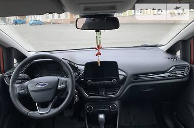 Хетчбек Ford Fiesta 2017 в 