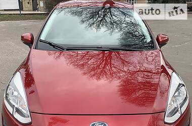 Хетчбек Ford Fiesta 2017 в 