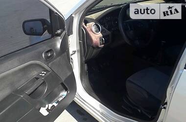 Хетчбек Ford Fiesta 2006 в 