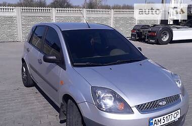 Хетчбек Ford Fiesta 2006 в 