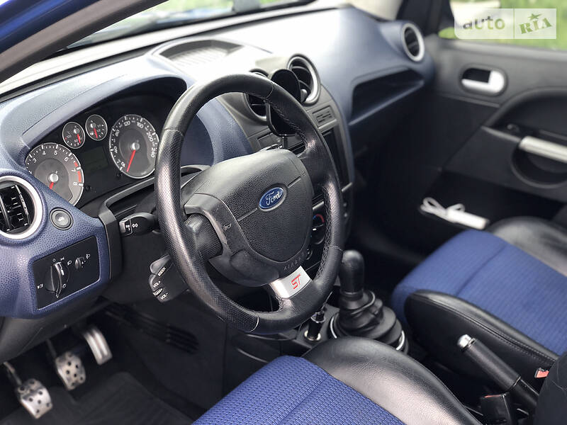 Хетчбек Ford Fiesta 2007 в Кропивницькому