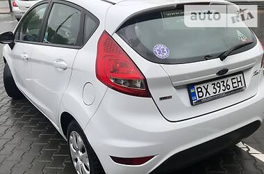 Хетчбек Ford Fiesta 2010 в Хмельницькому