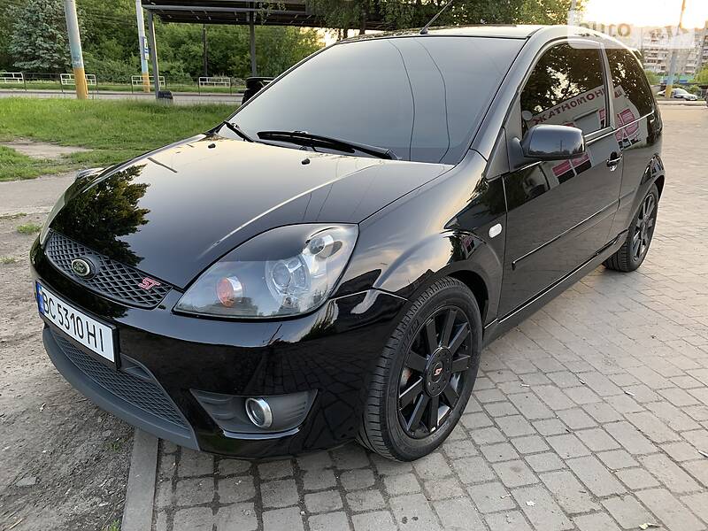 Купе Ford Fiesta 2007 в Львові