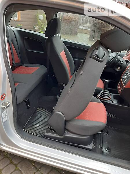 Хетчбек Ford Fiesta 2008 в Самборі