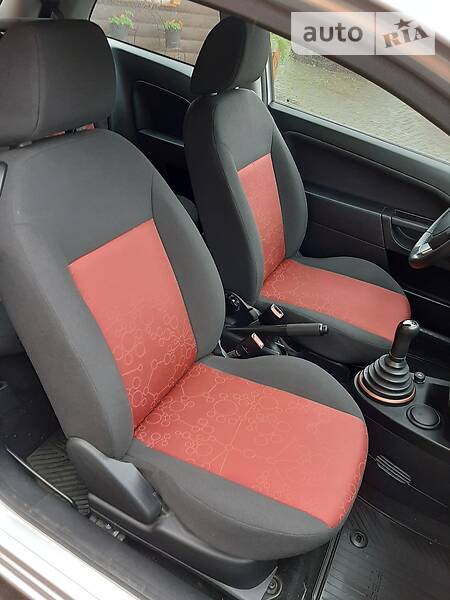 Хетчбек Ford Fiesta 2008 в Самборі