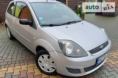 Хэтчбек Ford Fiesta 2008 в 