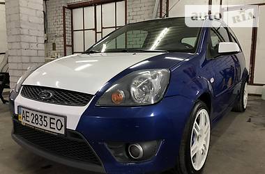 Хетчбек Ford Fiesta 2007 в 