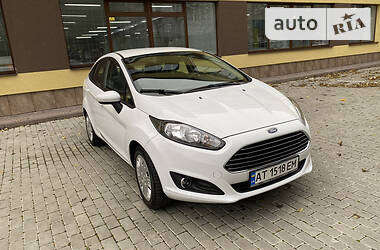 Седан Ford Fiesta 2014 в Ивано-Франковске