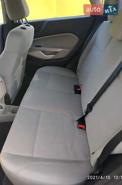 Седан Ford Fiesta 2018 в 