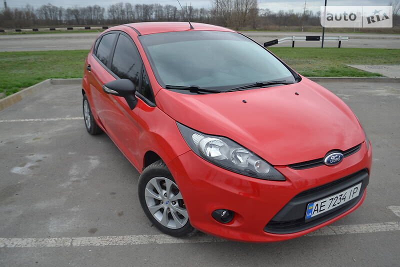 Хетчбек Ford Fiesta 2011 в Дніпрі