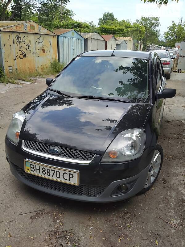 Хэтчбек Ford Fiesta 2006 в Одессе