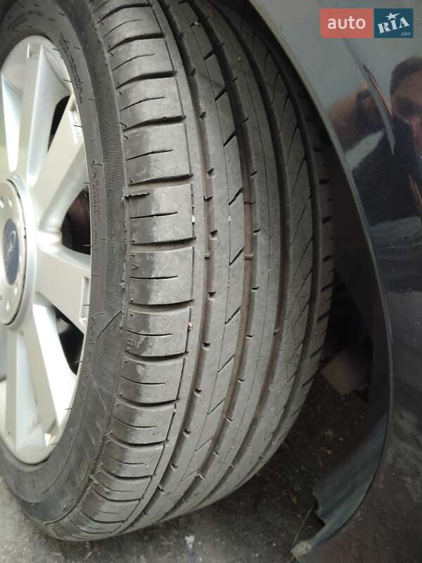 Хэтчбек Ford Fiesta 2006 в Одессе