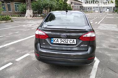 Седан Ford Fiesta 2019 в 