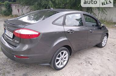 Седан Ford Fiesta 2019 в 