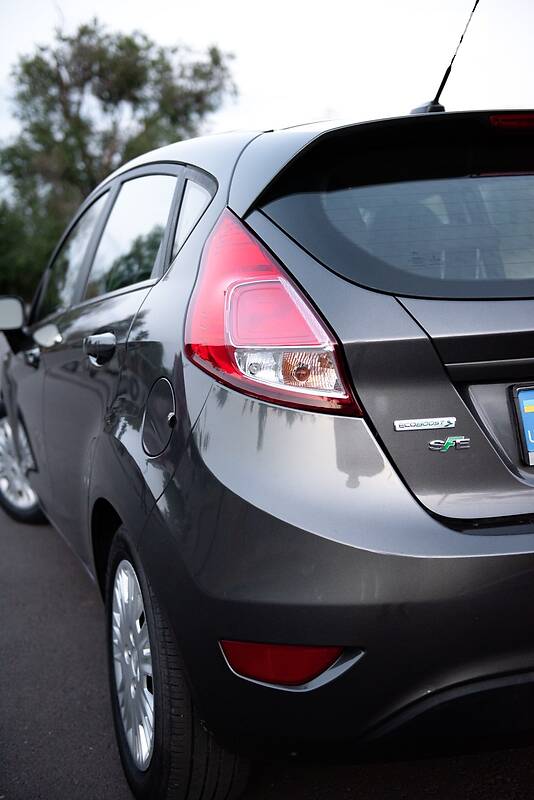 Хэтчбек Ford Fiesta 2015 в Кривом Роге