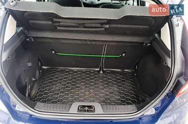 Хэтчбек Ford Fiesta 2014 в Львове