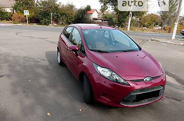Хэтчбек Ford Fiesta 2011 в 
