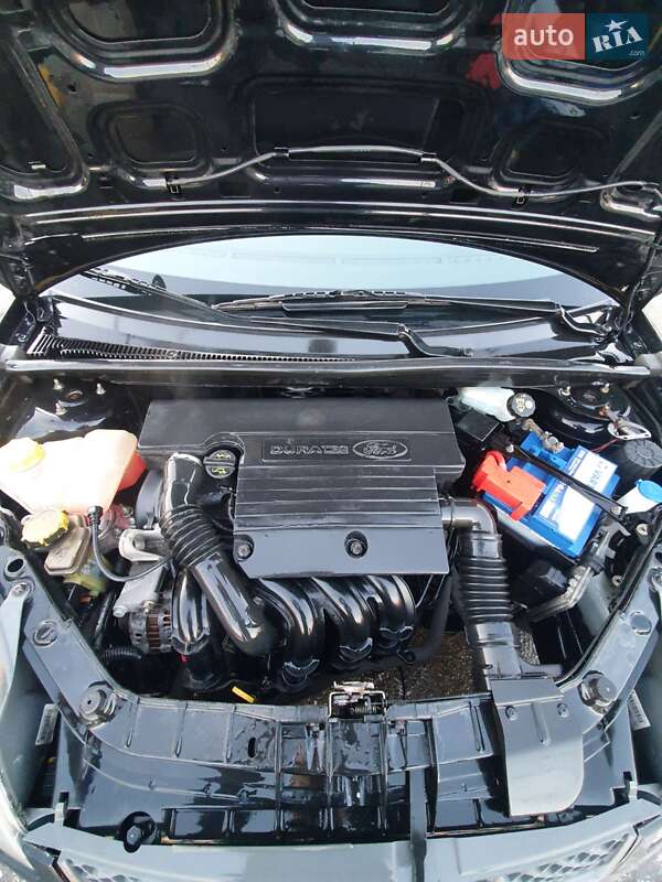 Хэтчбек Ford Fiesta 2008 в Киеве