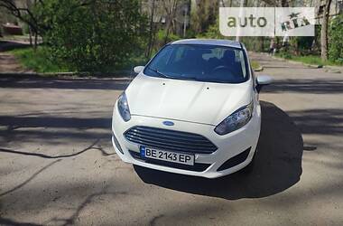 Седан Ford Fiesta 2016 в Николаеве