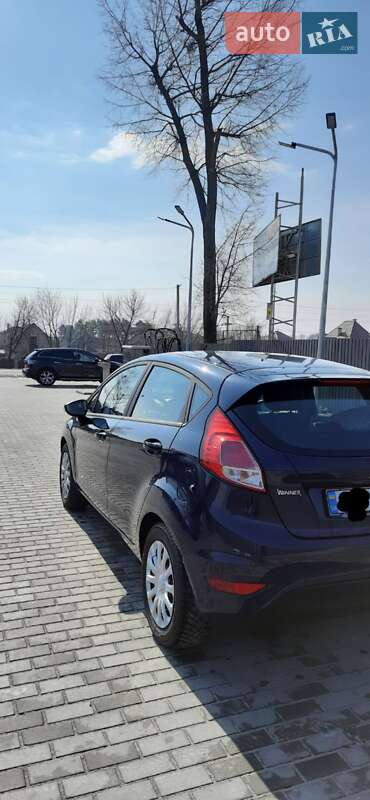 Хэтчбек Ford Fiesta 2016 в Софиевской Борщаговке
