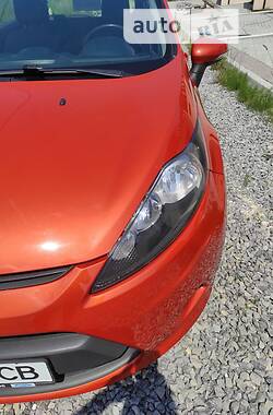 Хэтчбек Ford Fiesta 2012 в 
